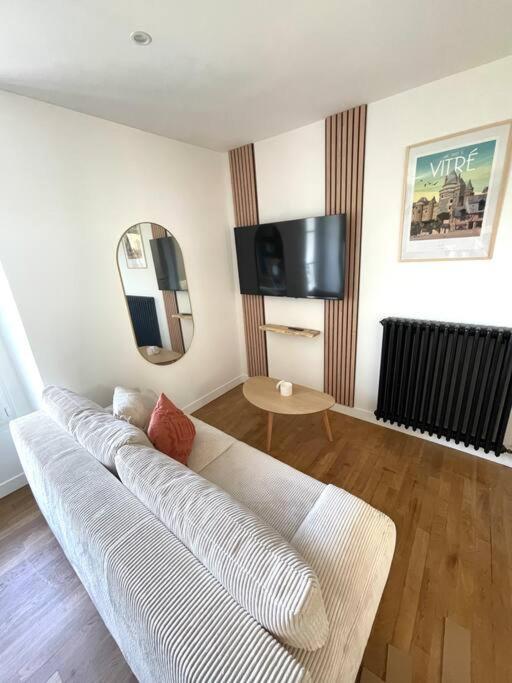 Appartement Calme Et Cosy Proche Centre Vue Chateau Vitré Dış mekan fotoğraf
